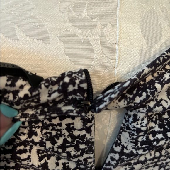 Black and white Ann Taylor Dress - Picture 3 of 9